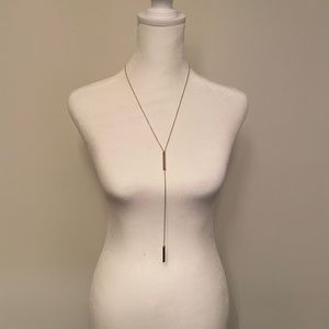 Kendra Scott gold necklace